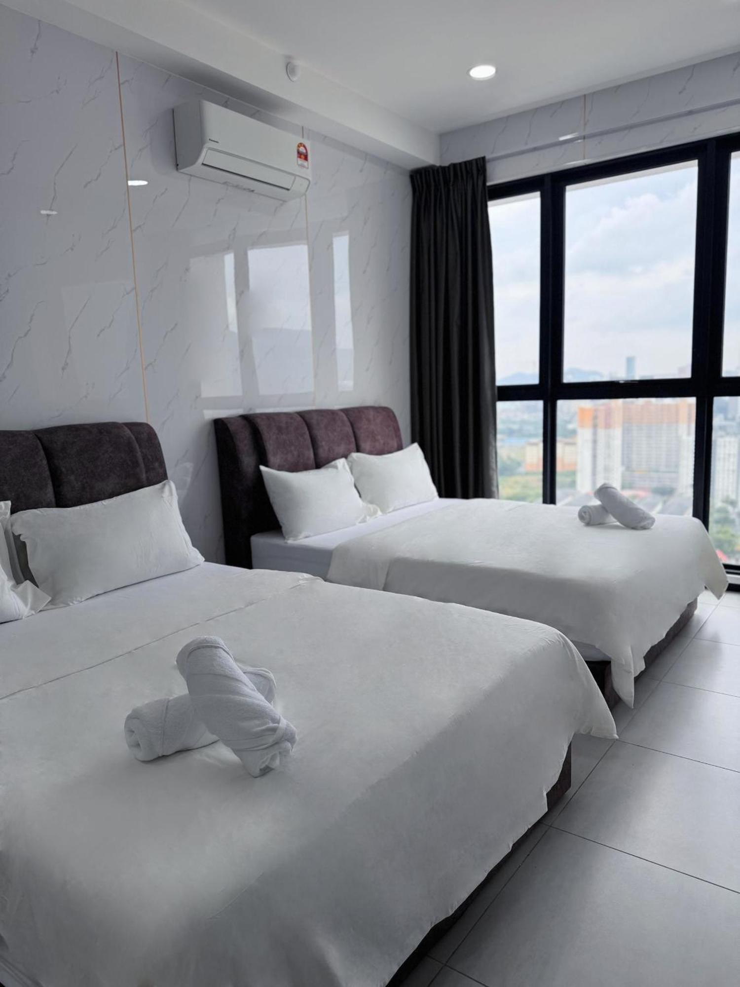 Urban Suites Two Or Three Bedroom Georgetown By Anc Jelutong Экстерьер фото